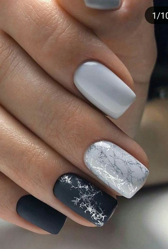 короткі нігті зимовий дизайн