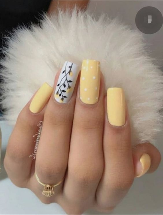 желтый дизайн ногтей